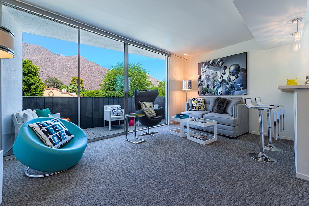 The Twist Palm Springs
