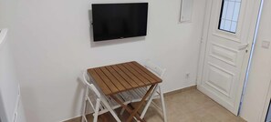 Dining - Casa Almeida - Apt. T0 (Vimieiro)
