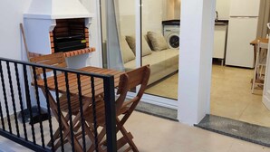 Interior - Casa Almeida - Apt. T0 (Vimieiro)