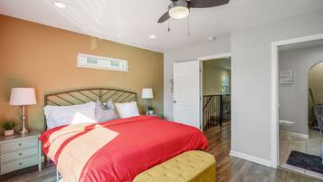 3 habitaciones, escritorio, tabla de planchar con plancha y wifi gratis
