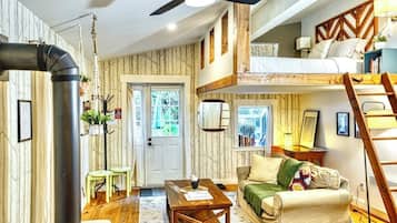 1 dormitorio, escritorio, wifi gratis y ropa de cama