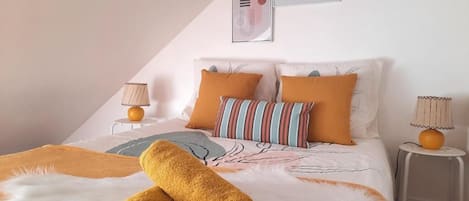 1 habitación, tabla de planchar con plancha, wifi y ropa de cama
