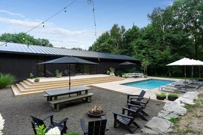 Outdoor pool, a heated pool