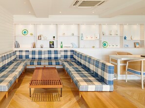 Lobby - Hotel SeaBreeze Coral (Miyakojima)