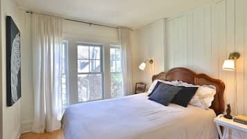 3 Schlafzimmer, Schreibtisch, Bügeleisen/Bügelbrett, kostenloses WLAN