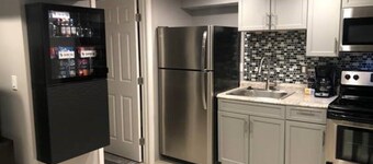 The Bangor D.C., Cozy Basement Apartment w/Kitchen