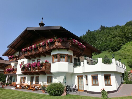 Appartement de vacances "Landhaus Gruber" avec vue sur la montagne, balcon et Wi-Fi