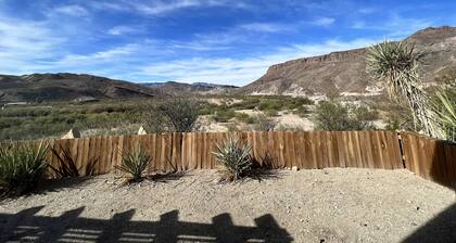 Spacious 4 bedroom home /sleeps 10 /just minutes from State and National Park.