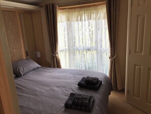 Chalet | 2 chambres, Wi-Fi gratuit, draps fournis