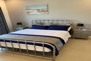 2 Schlafzimmer, Bügeleisen/Bügelbrett, kostenloses WLAN, Bettwäsche