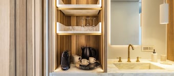 Avgoustos Suites - Adults only