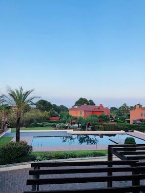 Pool - Holiday Home "Casa en la playa con piscina y port Aventura" with Shared Pool, A/C & Wi-Fi (Mont-roig del Camp)