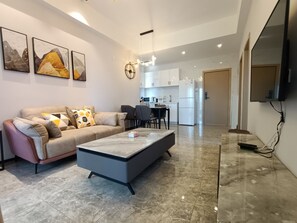 Superior-Apartment, 2 Schlafzimmer | Italienische Bettbezüge von Frette, hochwertige Bettwaren