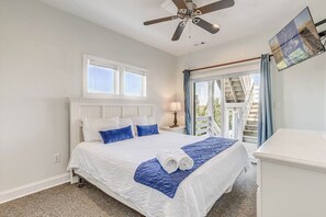 12 bedrooms, internet, bed sheets