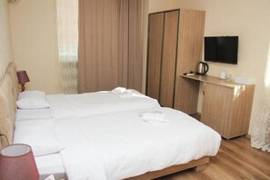 7 bedrooms - Hotel Dany (Tbilisi)