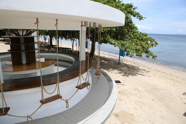 Restaurant - Cocoons Casobe (Calatagan)