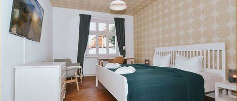 2 Schlafzimmer, Schreibtisch, kostenloses WLAN