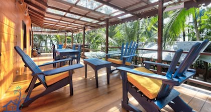 Beachfront X T Sea - Surf Spot with AC and FiberOp