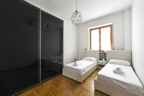 2 habitaciones, tabla de planchar con plancha y wifi 