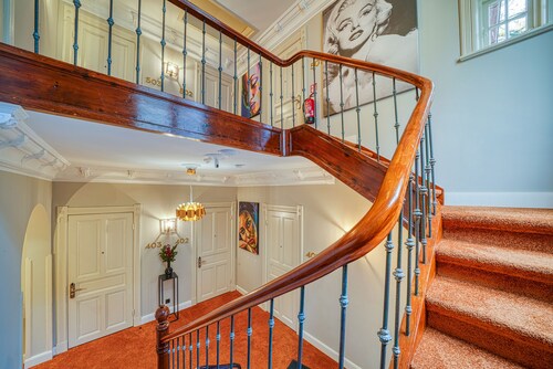 Villa Boutique 115 by INA