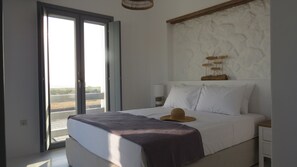 4 bedrooms, iron/ironing board, travel cot, free WiFi