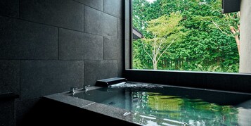 Separate tub and shower, spring water tub, rainfall showerhead