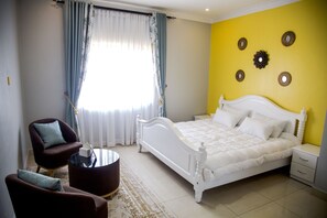 3 bedrooms, iron/ironing board, free WiFi, bed sheets - The Upper Room Apartments - Peace and Comfort (Kampala)