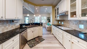 Fridge, microwave, oven, stovetop - Shared Pool, Boardwalk, Enclosed Patio, Golf Cart Included Included (Port Aransas)