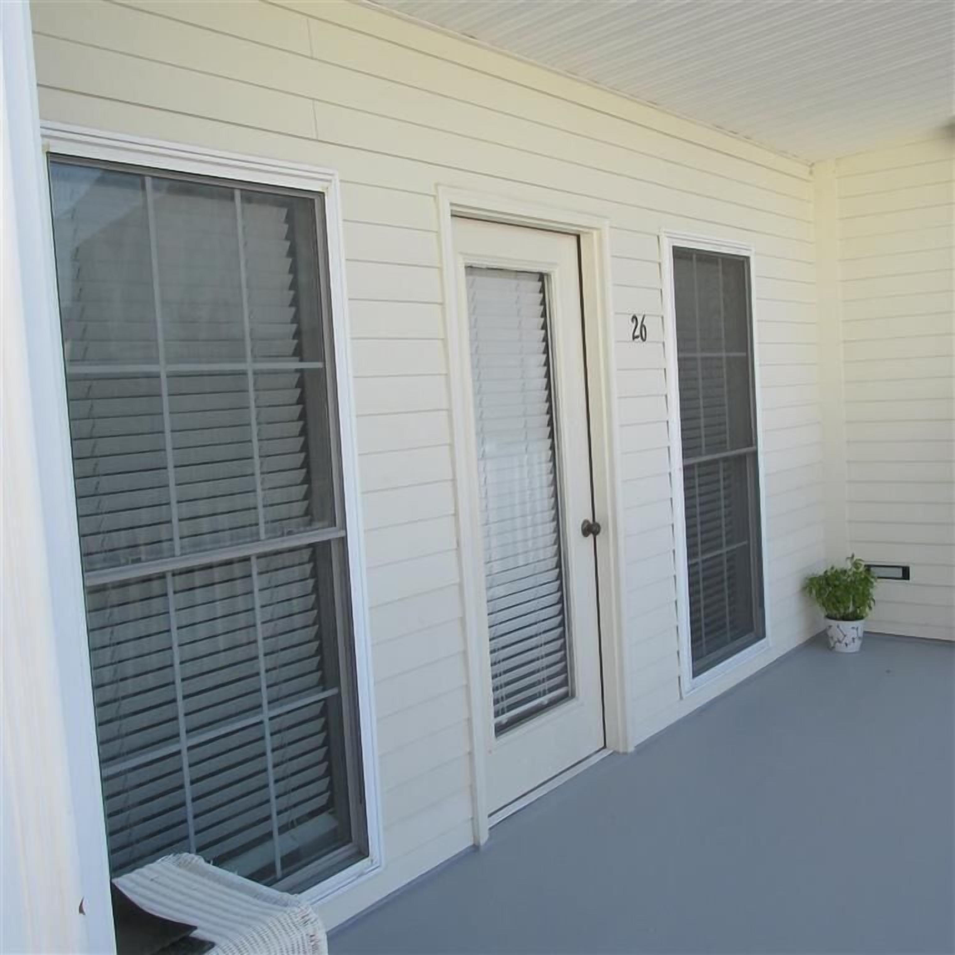 This second floor condo is just a short 1/2 block from a lifeguard protected beach and a short walk to the Cove Beach  and 2nd Ave fishing jetty.
