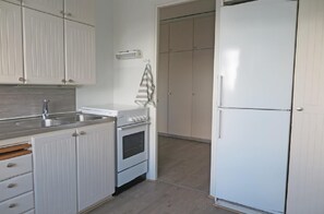 Apartment | Private kitchen | Fridge, microwave, oven, electric kettle