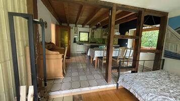 3 chambres, fer et planche Ă repasser, lit parapluie, Wi-Fi gratuit