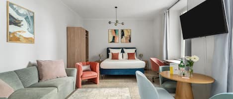 XL Studio with Kitchen, Sofa Bed | Living area