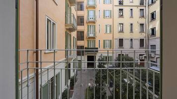 Apartment, 1 Schlafzimmer, Balkon (with Sofa Bed) | Ausblick vom Zimmer