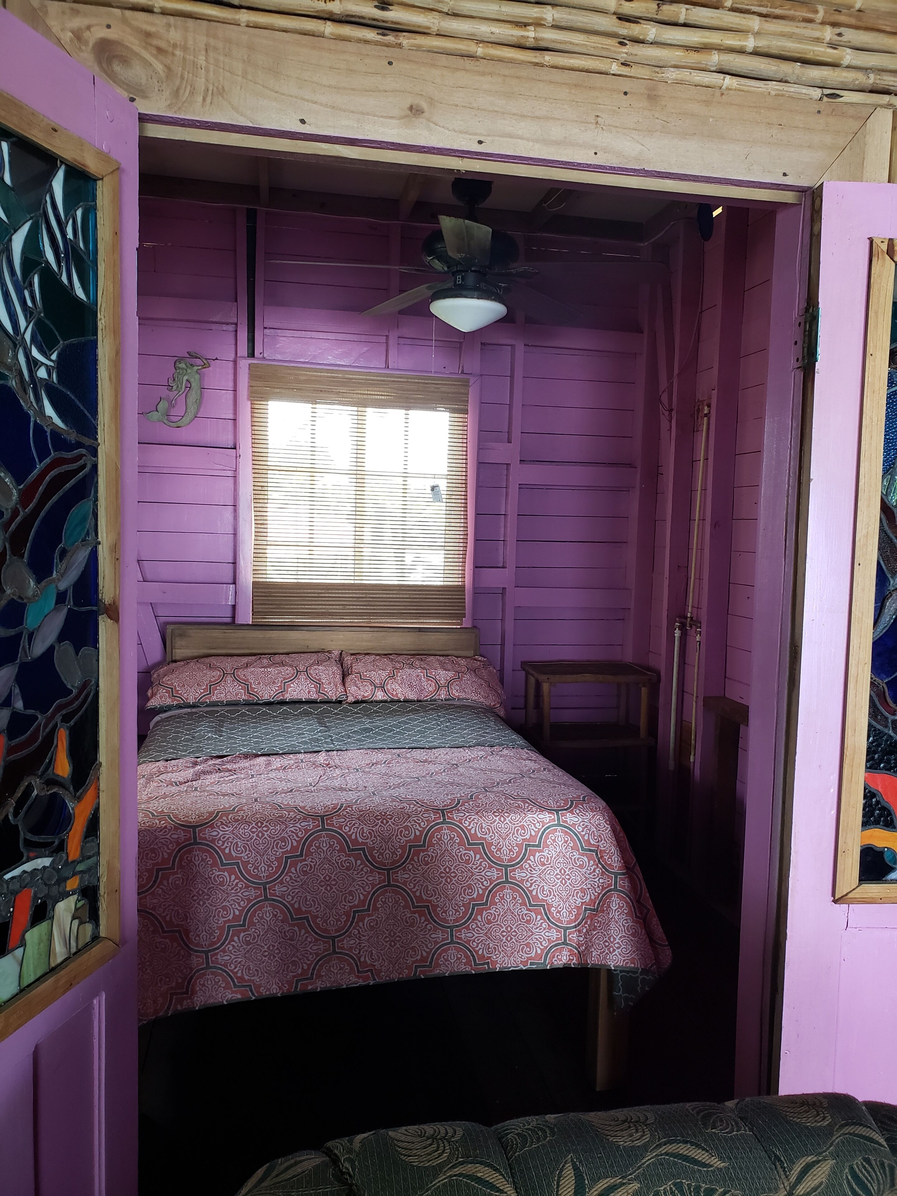 2 多间卧室、免费 WiFi、床单