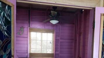 2 多间卧室、免费 WiFi、床单