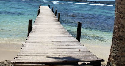 Ocean Breeze - Bastimentos Island - Bocas del Toro