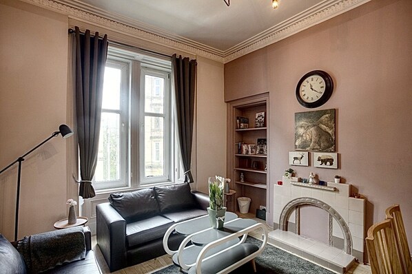 Luxury Apartment, Private Bathroom, Garden View | Interior - Happy Sourced (Glasgow)