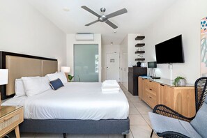 1 bedroom, iron/ironing board, free WiFi, bed sheets