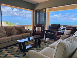 50-inch Smart TV with cable channels, TV - Hol Chan Reef Resort & Villas (San Pedro)