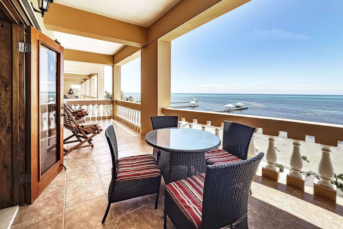 Signature Suite, 3 Bedrooms, Ocean View, Oceanfront | Balcony