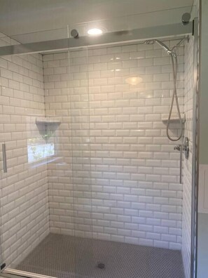 Bañera y secador de pelo