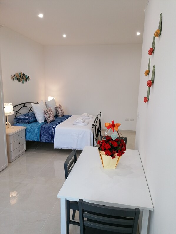 1 Schlafzimmer, Bügeleisen/Bügelbrett, kostenloses WLAN, Bettwäsche