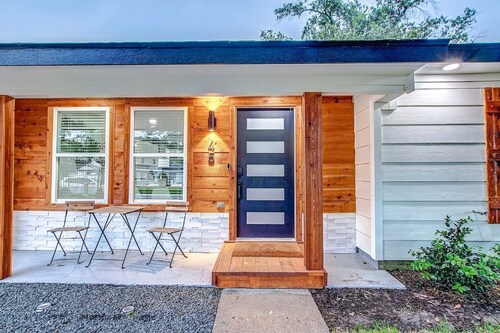 Modern Villa ♧ Hidden Gem ♧ 12 Min From Downtown