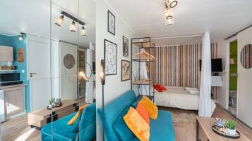 Fer et planche à repasser, Wi-Fi gratuit, draps fournis