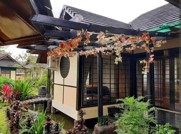 Exterior - Designer Villa Tokyo (Jawa Barat)