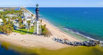 Luxurious RV Resort located in Fort Lauderdale area withTiki Hut