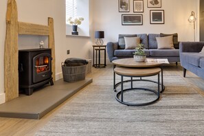 Ferienhaus | Wohnbereich | 32-Zoll-Flachbildfernseher mit Digitalempfang, Fernseher