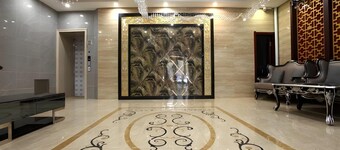 Greentree Alliance Hulunbeier Zhalantun Railway Station Hotel