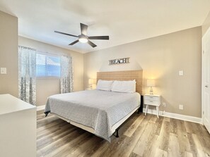 2 slaapkamers, een strijkplank/strijkijzer, wifi