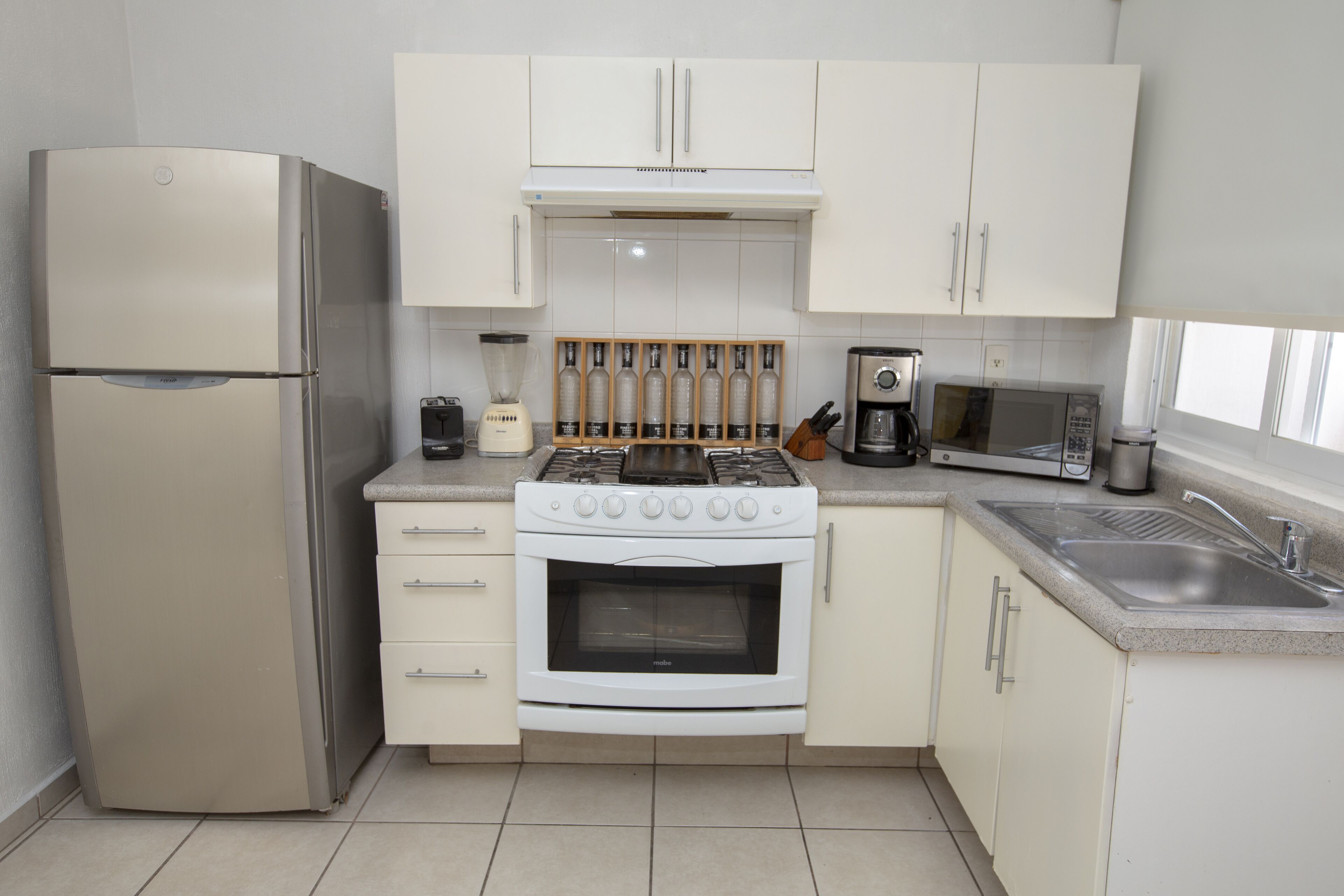 Tavolo da pranzo, isola per cucina